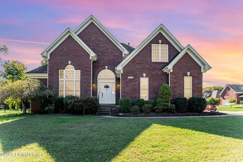 13315 Oak Forest Ct, Louisville, KY, 40245-2102 | Card Image