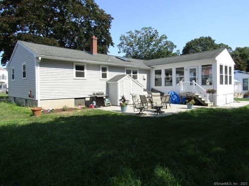 35 Prospect St, Old Lyme, CT, 06371-2027 | Card Image