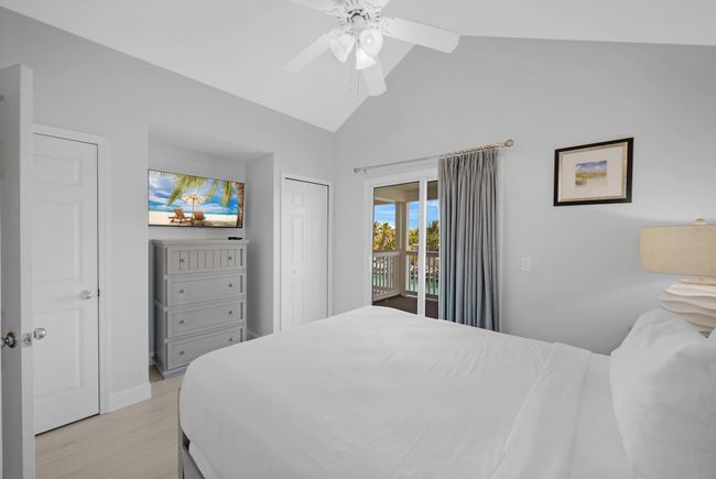 High Ceilings | Image 27