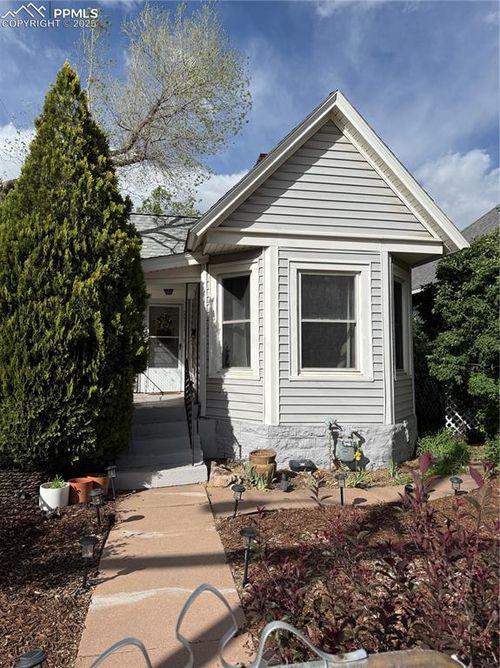 2932 W Kiowa St, Colorado Springs, CO, 80904-2424 | Card Image