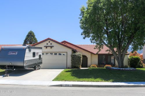 712 Silver Oak Drive, Tehachapi, CA, 93561 | Card Image