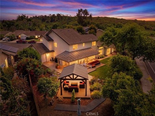 4558 Stratford Cir, Oceanside, CA, 92056-4905 | Card Image