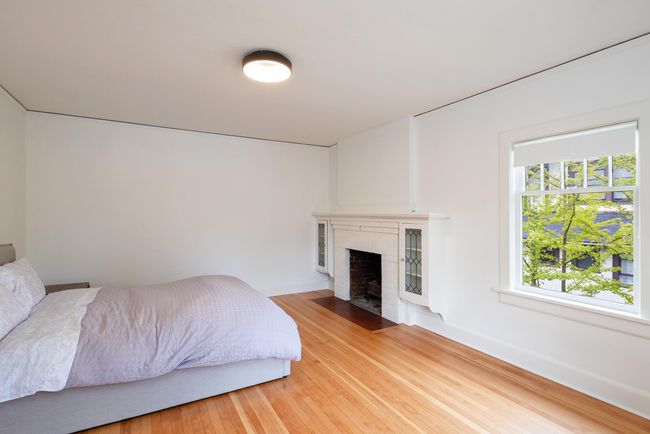 1121 W 16th Ave, House other with 8 bedrooms, 3 bathrooms and 2 parking in Vancouver BC | Image 20