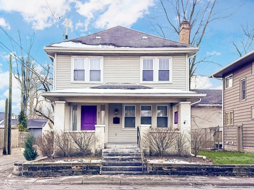 611 30th St, Indianapolis, IN, 46205-3942 | Card Image