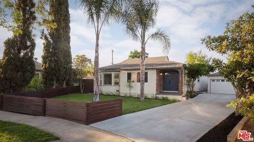 7822 Peach Ave, Van Nuys, CA, 91411-2914 | Card Image