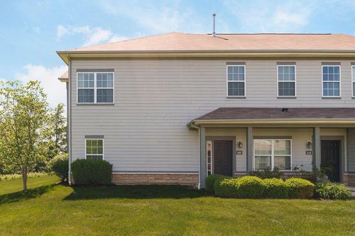 600 Redwood Ln, Lewis Center, OH, 43035-7555 | Card Image