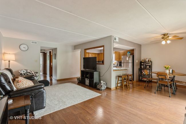 APT-2S - 16807 81 St Ave, Condo with 2 bedrooms, 2 bathrooms and 2 parking in Tinley Park IL | Image 4