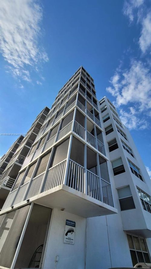 apt-610-3660 Ne 166th St, North Miami Beach, FL, 33160-3822 | Card Image