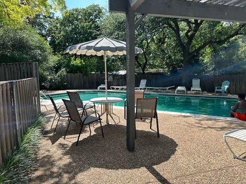 663 Ridgeline Dr, Hurst, TX, 76053-4745 | Card Image
