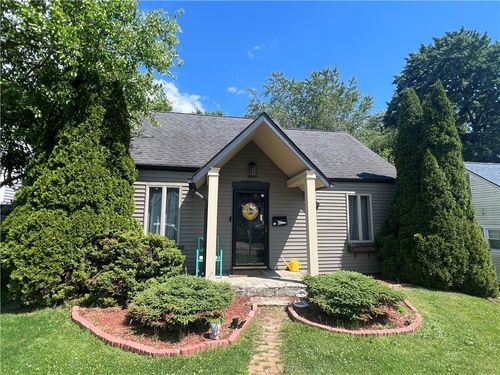 212 Seneca Dr, Arnold, PA, 15068-2131 | Card Image
