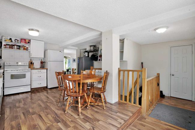 5111 47 Avenue, Home with 2 bedrooms, 2 bathrooms and 4 parking in Sylvan Lake AB | Image 8