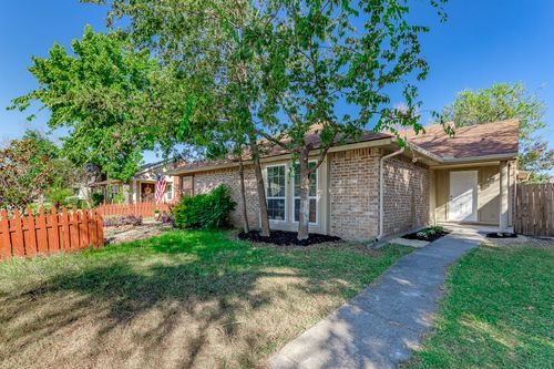 4538 Chapman St, The Colony, TX, 75056-3152 | Card Image