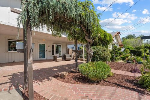 425 Abbey Street, Winters, CA, 95694 | Card Image