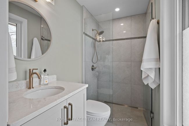 1056 Heenan Terr, House other with 4 bedrooms, 4 bathrooms and 6 parking in Manotick ON | Image 31