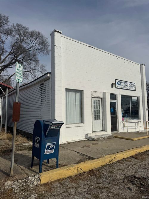 10372 E Us Highway 40, Charlottesville, IN, 46117-9727 | Card Image