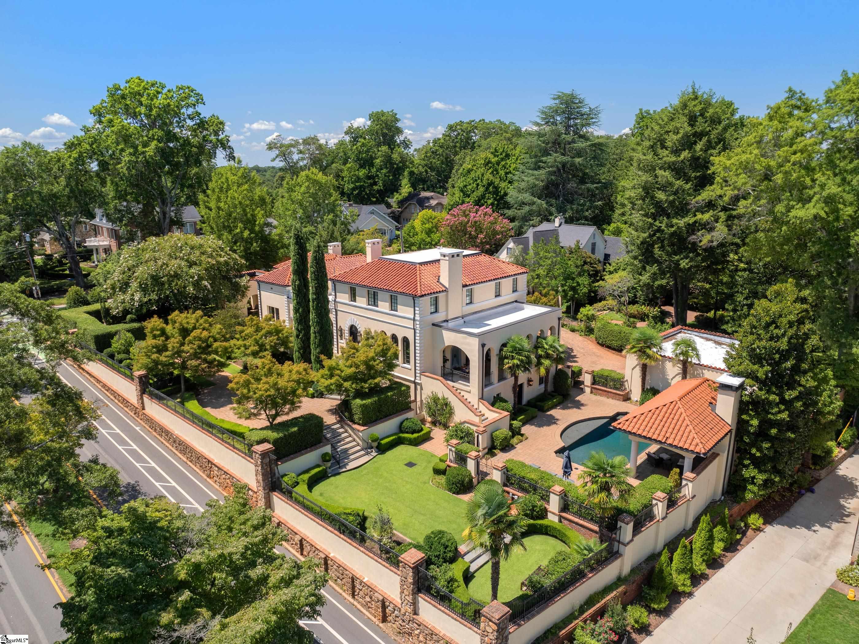 Hillcrest Dr, Greenville, SC 29609