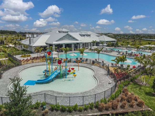 15344 Serene Shores Loop, House other with 4 bedrooms, 2 bathrooms and null parking in Bradenton FL | Image 39