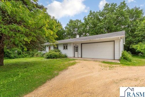 52621 Valley View Cir, North Mankato, MN, 56003-4036 | Card Image
