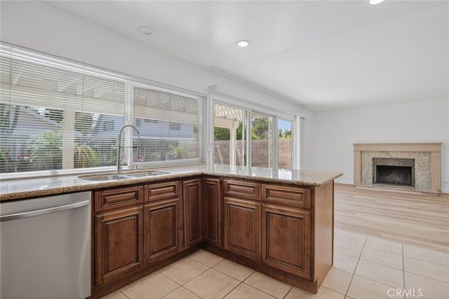 14652 Devonshire Ave, House other with 3 bedrooms, 3 bathrooms and 4 parking in Tustin CA | Image 17