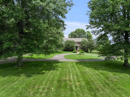 1601 Ferguson Rd, Lexington, KY, 40511-8309 | Card Image