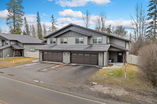 532 E Evergreen Dr, Kalispell, MT, 59901-2417 | Card Image