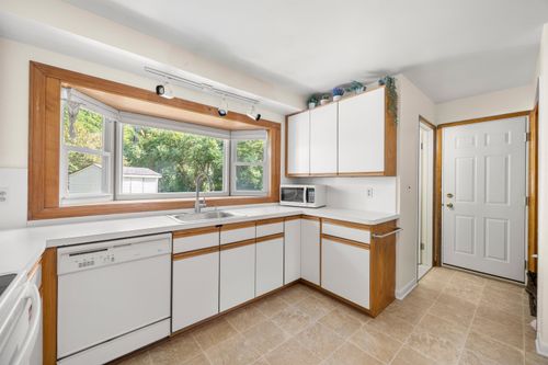 40078 Moravian Dr, Clinton Township, MI, 48036-1569 | Card Image