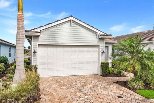 16717 Seasons Coast Dr, BONITA SPRINGS, FL, 34135-9070 | Card Image