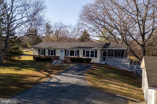 539 Lupton Rd, Woodstock, VA, 22664-1903 | Card Image