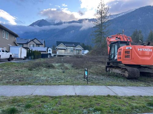 10010 Magnolia Pl, Rosedale, BC, V0X1X1 | Card Image