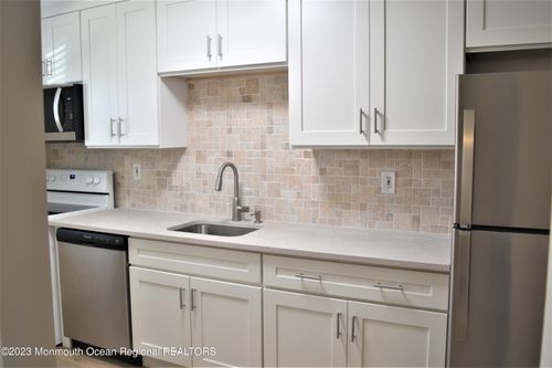 b-53 White St, Eatontown, NJ, 07724 | Card Image