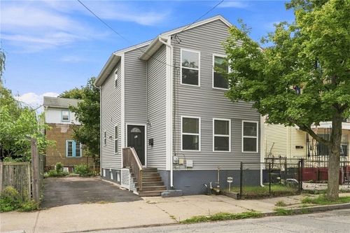 91 Niagara St, Providence, RI, 02907-1639 | Card Image