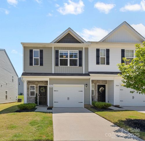 8048 Alderton Ln, Charlotte, NC, 28215-0406 | Card Image