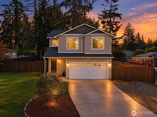 12914 Prairie Cir E, Bonney Lake, WA, 98391-7247 | Card Image
