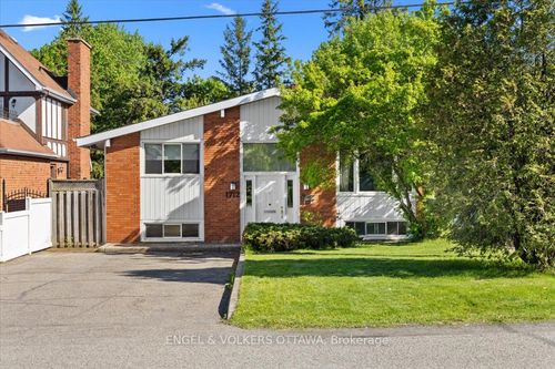 1712 St Barbara St, Gloucester, ON, K1T1M2 | Card Image