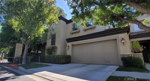 24600 Avignon Dr, Valencia, CA, 91355-4907 | Card Image