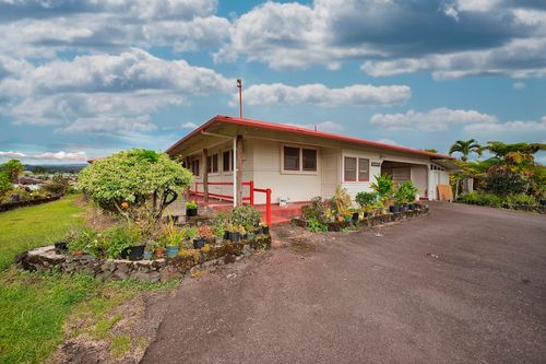 870 W Kawailani St, HILO, HI, 96720-6117 | Card Image