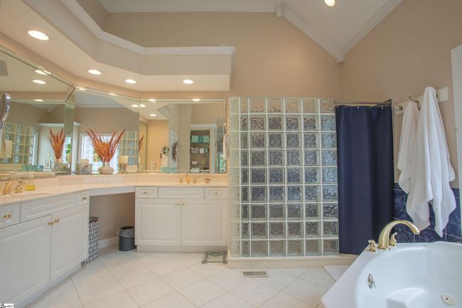 10 Rothesay St, House other with 5 bedrooms, 5 bathrooms and 2 parking in Simpsonville SC | Image 25