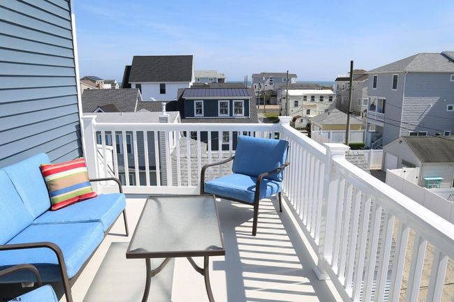 336 32 Nd St S, House other with 5 bedrooms, 4 bathrooms and null parking in Brigantine NJ | Image 12