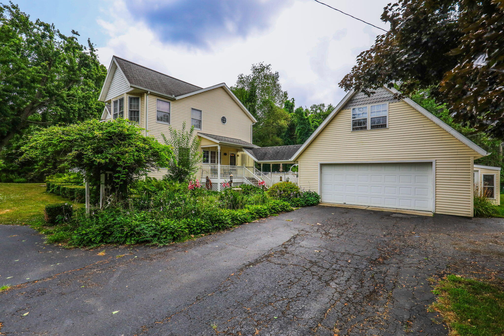 Residential in Delton 3