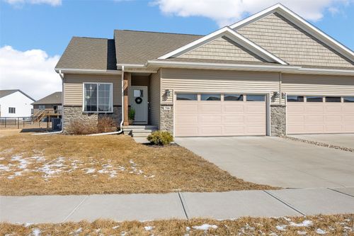 790 Oak Terrace Ave, North Liberty, IA, 52317-8087 | Card Image