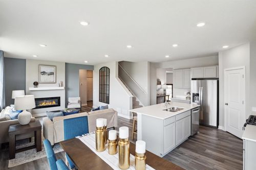 8337 Brumby Trl, Woodbury, MN, 55129-5749 | Card Image