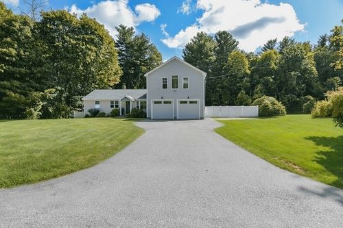 57 Parham Rd, Tyngsboro, MA, 01879-1237 | Card Image