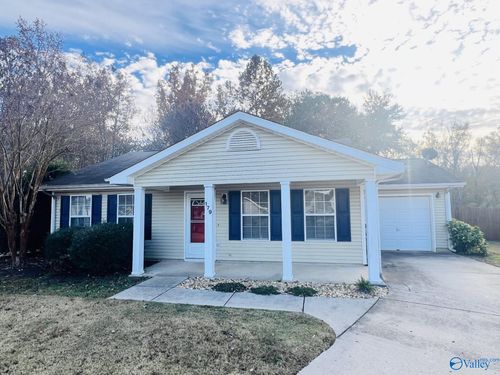 179 Sandy Hollow Dr Nw, Madison, AL, 35757-6864 | Card Image