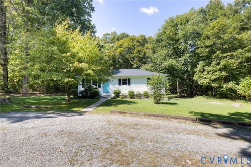 1722 Maidens Rd, Maidens, VA, 23102-2500 | Card Image