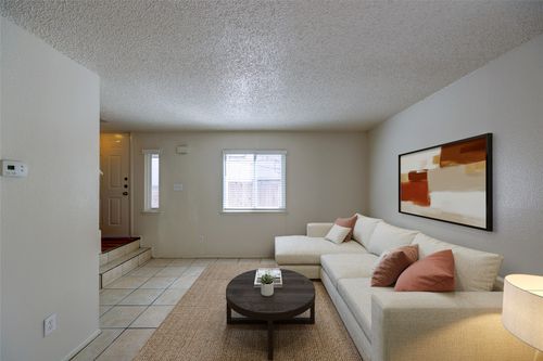 a-3458 Willowrun Dr, Austin, TX, 78704-7379 | Card Image
