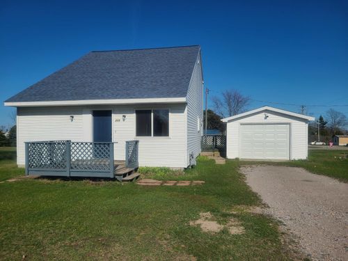 209 2nd St N, Oscoda, MI, 48750-1130 | Card Image