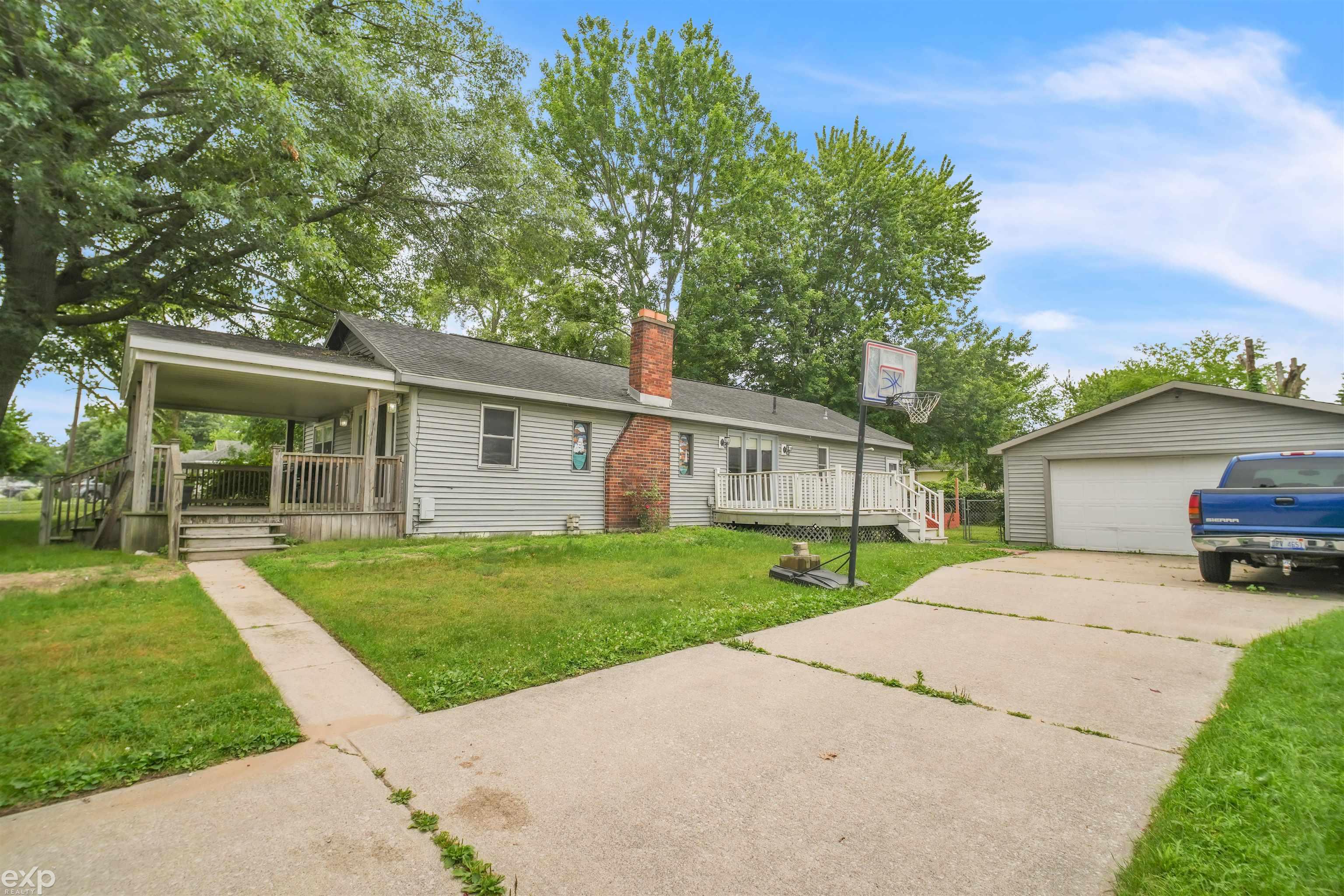 Residential in Bangor Charter Township 4