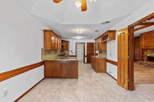 208 N Rustic Trl, House other with 3 bedrooms, 2 bathrooms and null parking in Wylie TX | Image 11