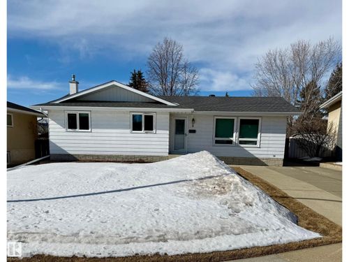 8 Guilford St, Sherwood Park, AB, T8A3H2 | Card Image