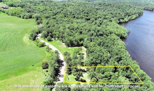 L23 Hillside Dr, Wisconsin Dells, WI, 53965 | Card Image